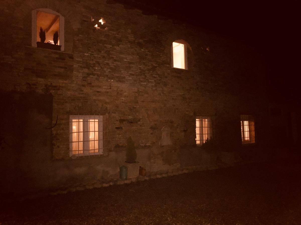 Cascina La Castagnara Alojamento de Acomodação e Pequeno-almoço *
